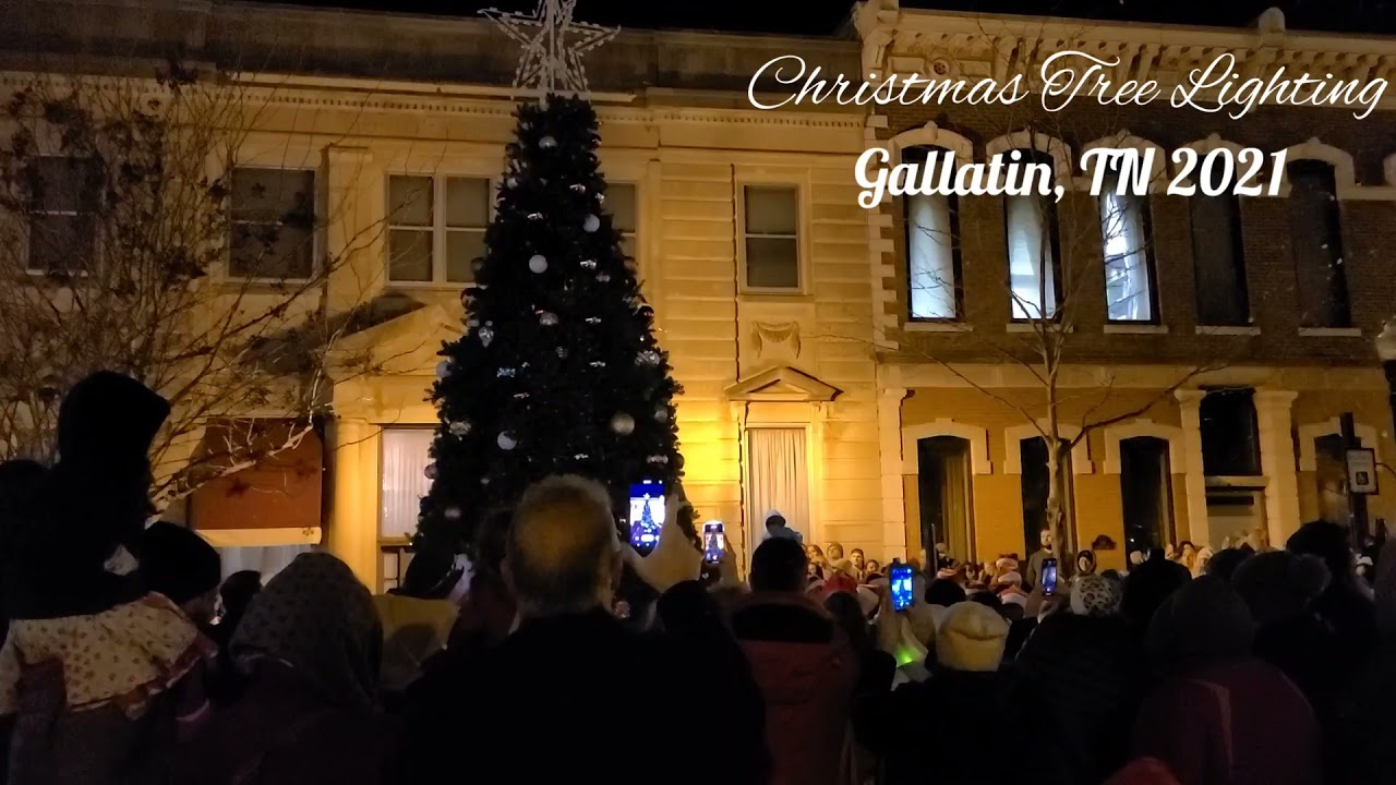 Christmas Tree Lighting In Gallatin, TN Town Square Tennessee 2021