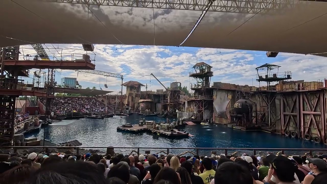 コレクション Universal Studios Hollywood Waterworld Universal Studios Hollywood Waterworld Show - YouTube