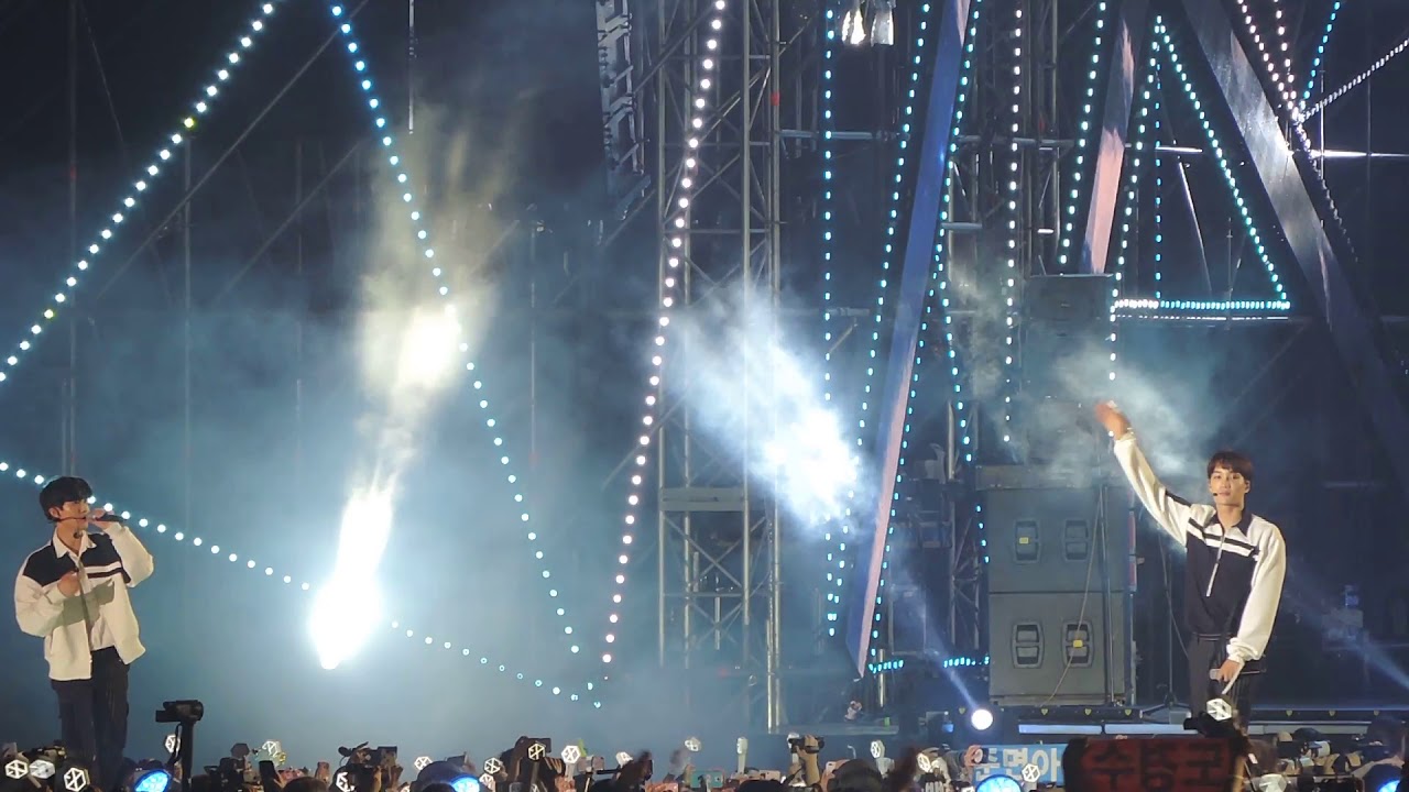 [FANCAM 직캠] 170915 EXO 엑소 - 