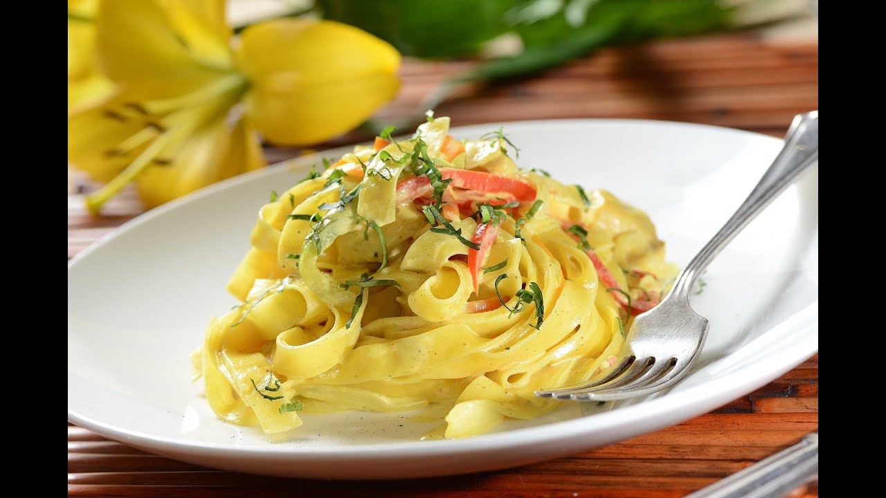 Tagliatelle Shirataki con Pollo e Curry