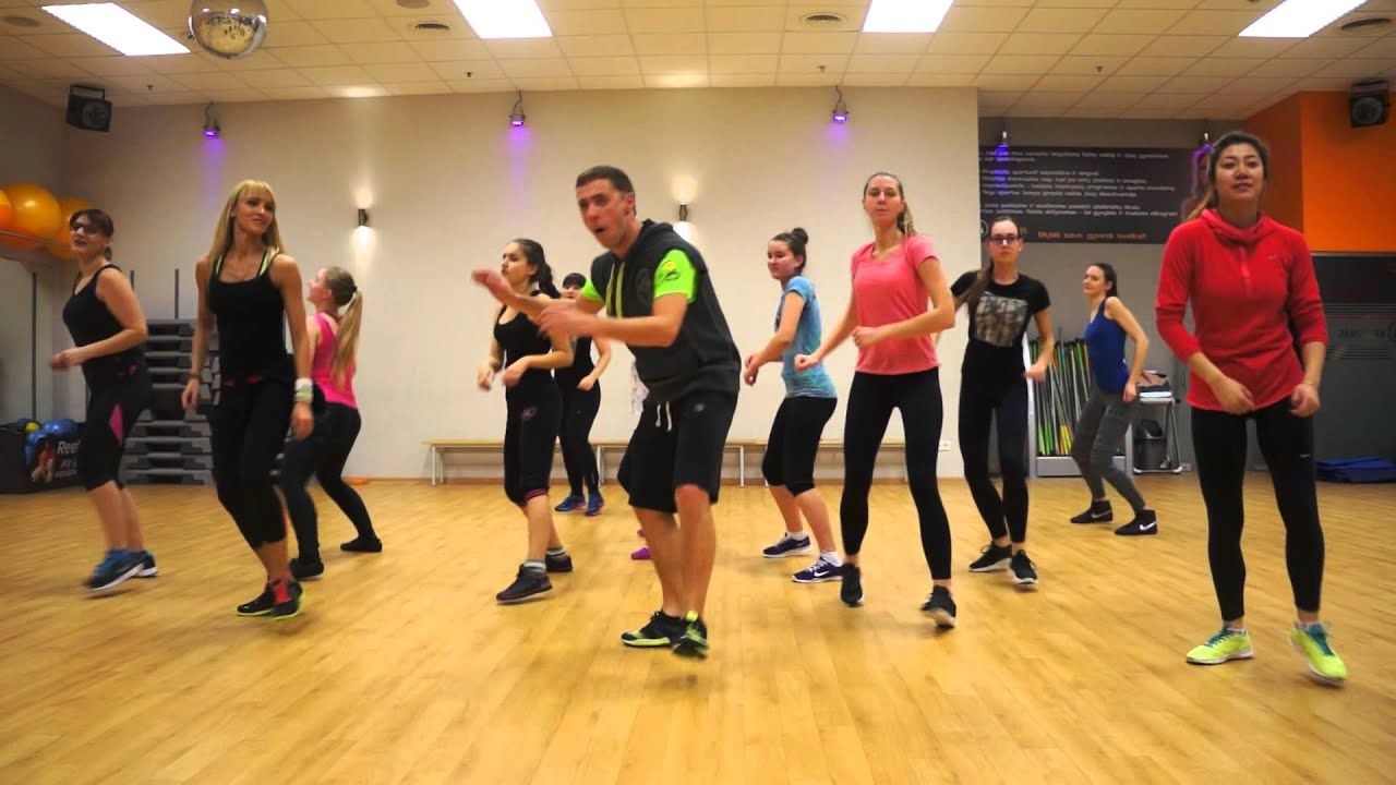 ZUMBA Shaggy - I Need Your Love ft. Mohombi, Faydee, Costi