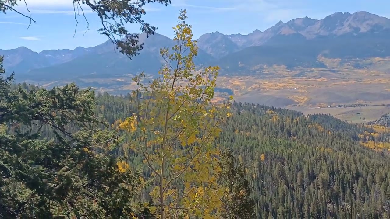 Fall in the rockies. 🍁🍂 