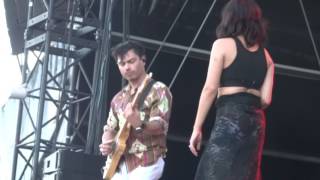 Video thumbnail of "Lilly Wood & The Prick - Prayer in C - Festival Carcassonne"