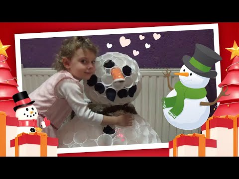 Video: Snjegović Od Plastičnih čaša