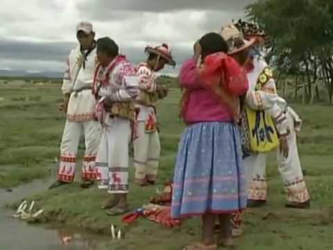 La creación del sol. Huicholes en Wirikuta, Real de Catorce, San Luis Potosí.