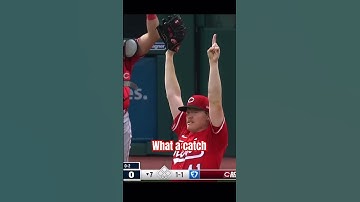 What a catch diving onto the warning track!!! @MLB