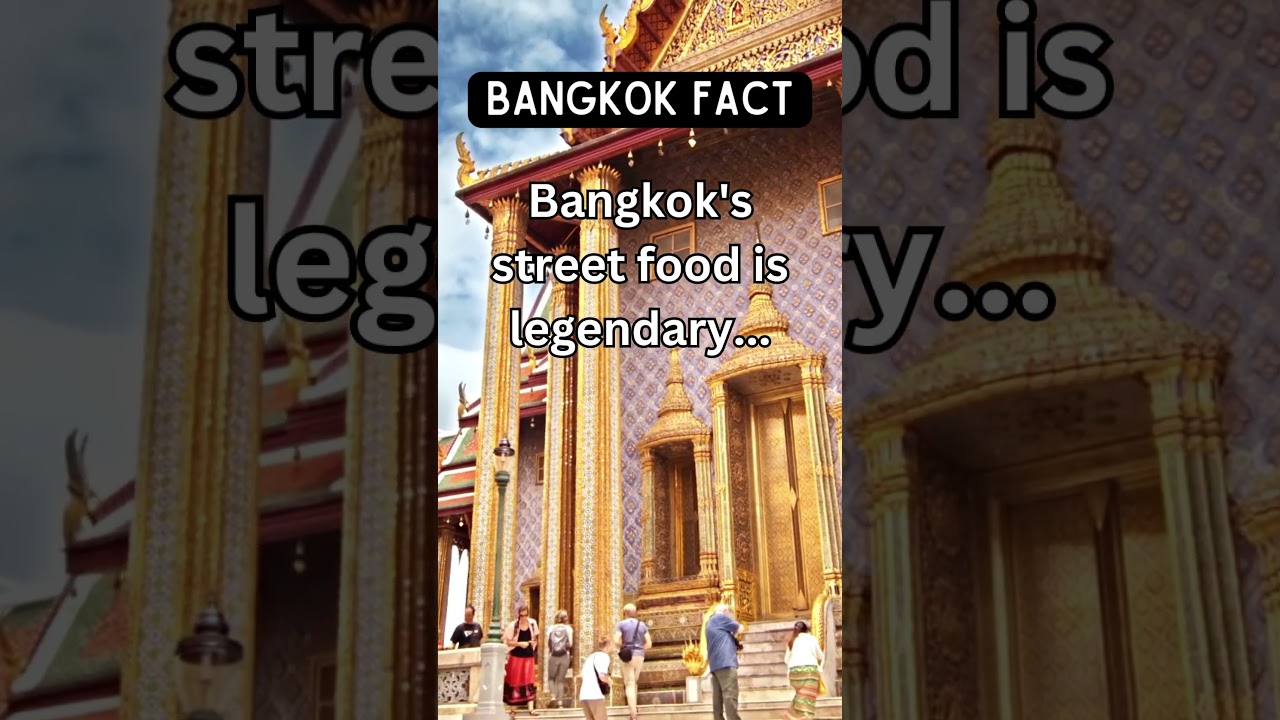 Discover Bangkok's legendary street food! 🍜 