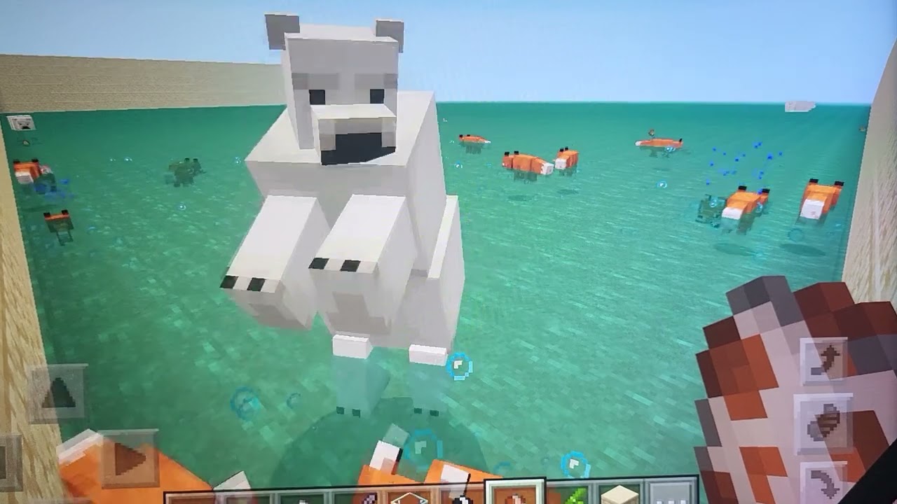 Minecraft Polar Bear Attacks The Fox.