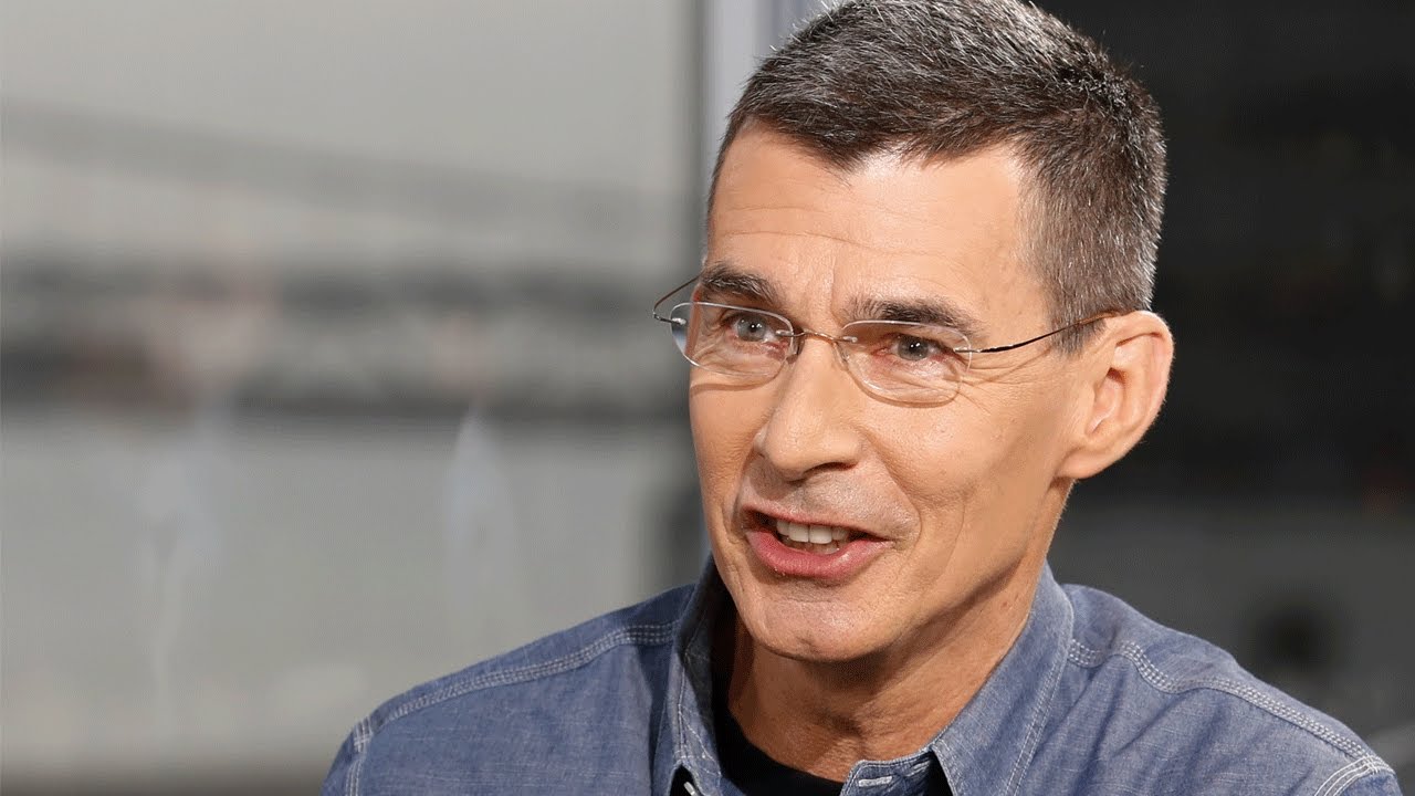 Here’s How Levi’s CEO Is Gearing Up for the Holiday Season | Fortune