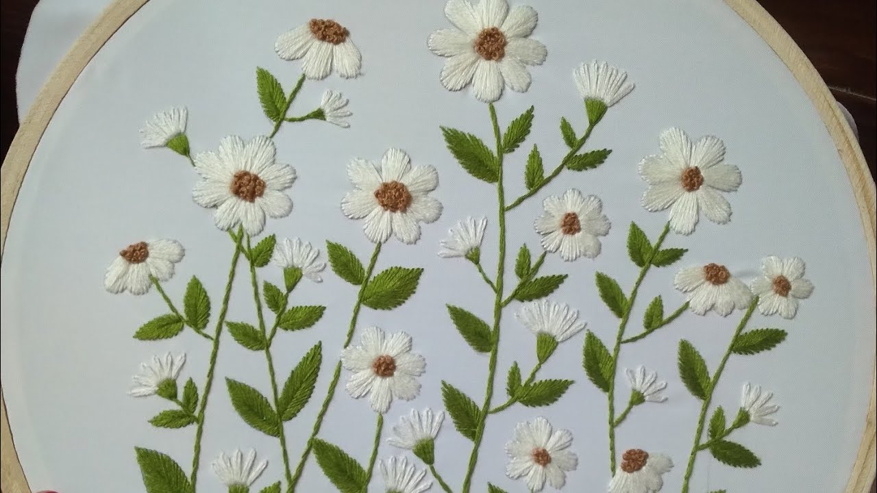 Flower Embroidery Tutorials // Flowers Design On Hoop 🌸🍃