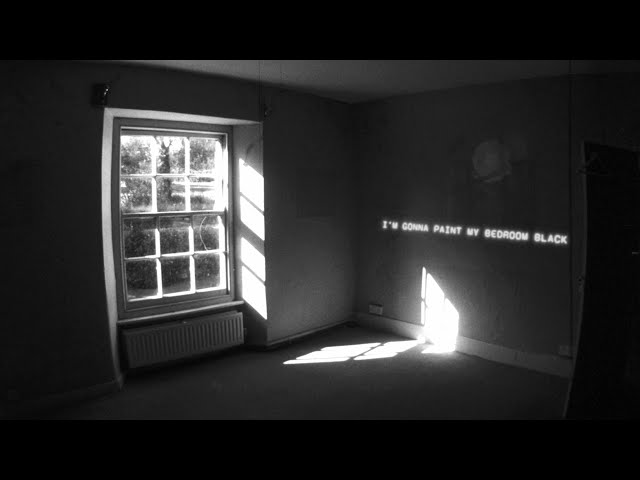 Holly Humberstone - Paint My Bedroom Black