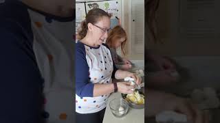 Pampered Chef Egg Slicer Plus, Mix and Scraper, MINI Mix and Scraper! OMGosh, it's so cute!!!!