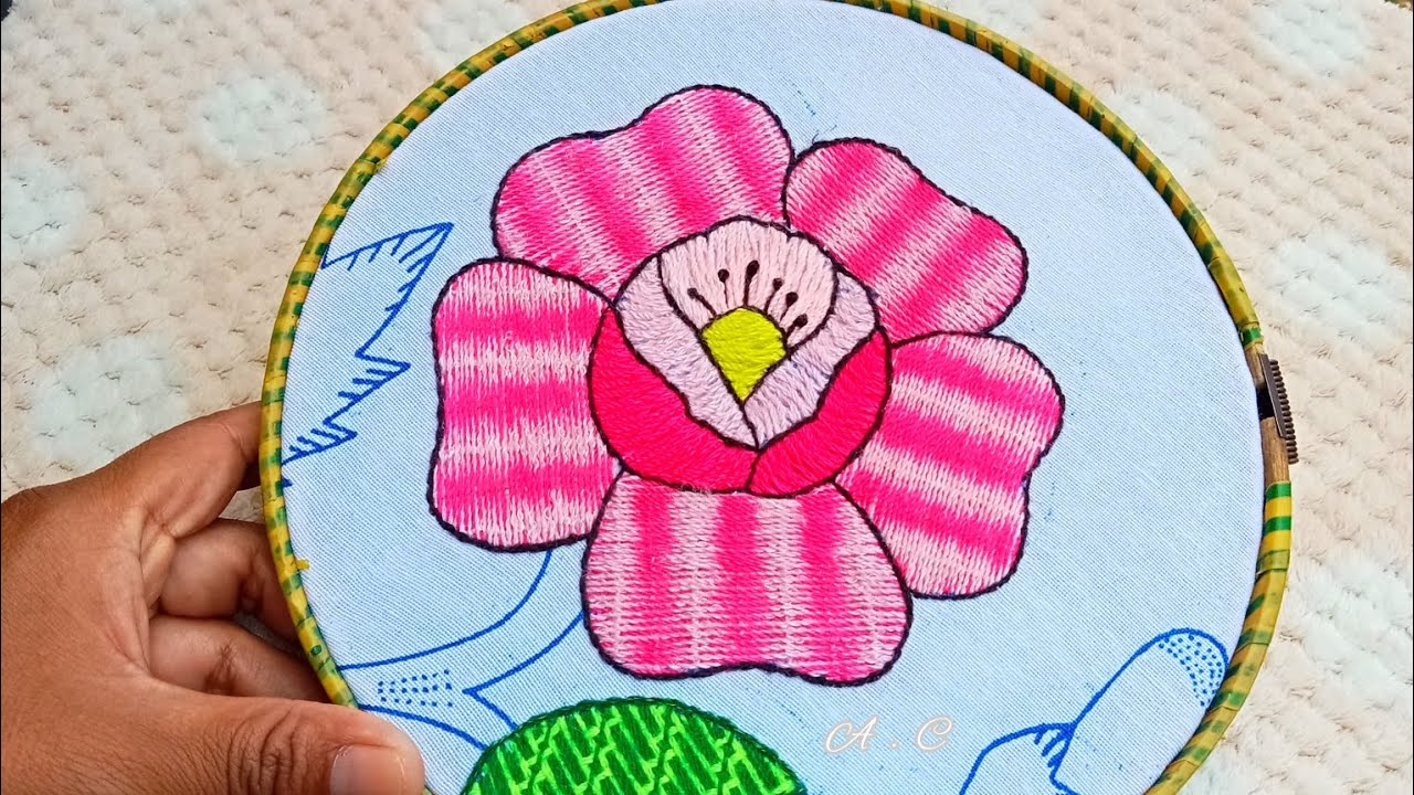 como bordar una rosa#18con un efecto  matizado hermoso ideal para cualquier diseño desde frutas,etc.