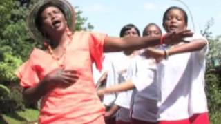 GRACE MULU   HAKUNA MUNGU MWINGINE 09