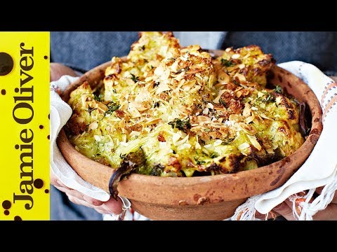 Foodie Sally reveals her top tips for making potato dauphinoise Subscribe to the Sainsbury's channel. 
