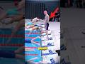 بطل العالم في السباحة Shorts 