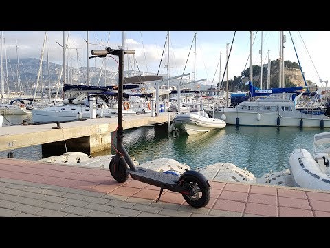 Xiaomi Mijia Scooter M365 Electric Scooter Review & Unboxing (English)