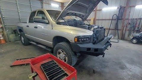 48re transmissieservice en bandaanpassing op een 3e generatie Cummins