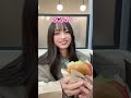 彼女の生活を激変させた食べ物とは一体...❓❓#彼女 #カップル