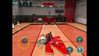 Dunking with Muggsy Bogues (NBA 2k Mobile)