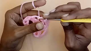 Elegant Elegance: Crocheting Timeless Roses