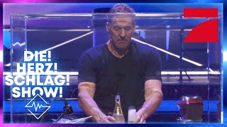 Psssst! Ralf Möller soll laute Sachen leise öffnen | Die! Herz! Schlag! Show! | ProSieben screenshot 5