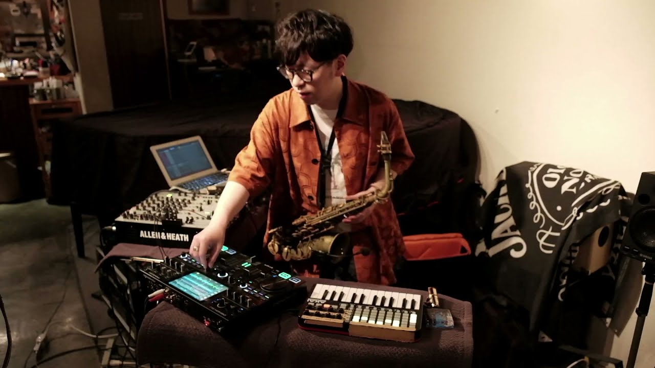 横田寛之(HIROYUKI YOKOTA) meets DENON DJ Prime Go - YouTube