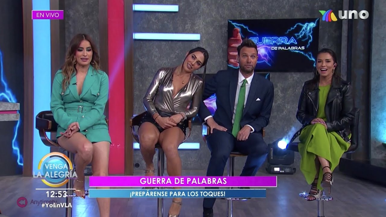 Macky Silver Top 🔥 Cynthia Rodríguez Green Dress Krystal Silva Colored Dress