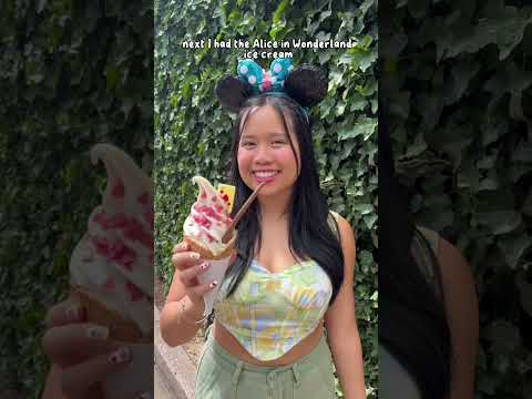 Rating Everything I Ate At Disneyland Paris