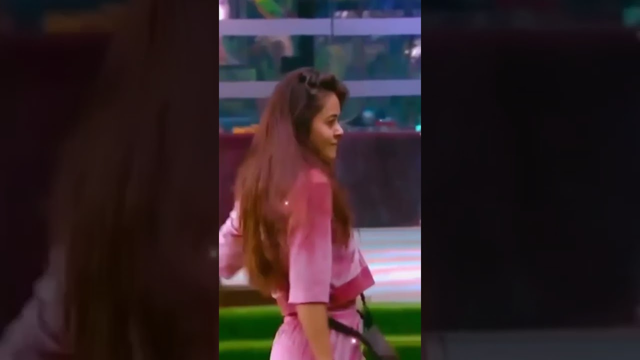 Devoleena Bhattacharjee Bigg Boss Masti | Gopi Bahu Masti In Bigg Boss 