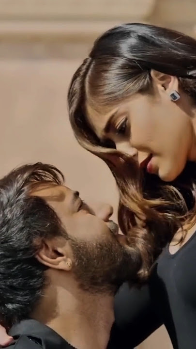 'Mere Rashke Qamar' | Baadshaho | Ajay Devgan, Ileana, Nusrat & Rahat Fateh Ali Khan, Tanishk Manoj