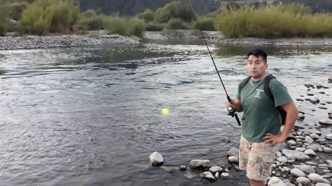 pesca con mosca ahogada o arrastre en rio de la araucania