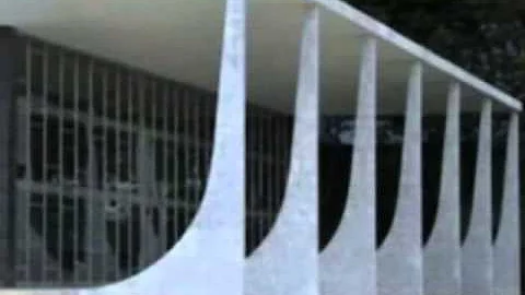 Qual é o estilo de Oscar Niemeyer?