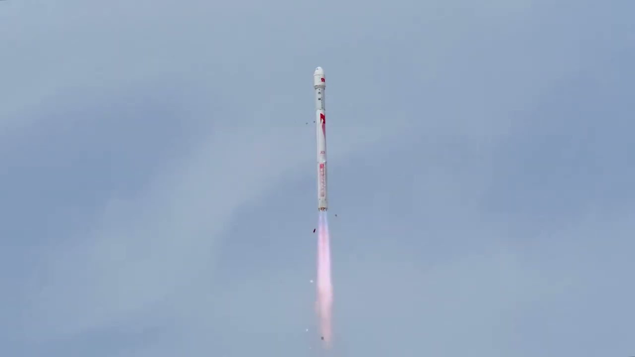 LandSpace Successfully Proves Stretched Zhuque-2E Launch Vehicle