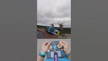 His drone got stuck 😬 #drone #gaming #fpv #funny