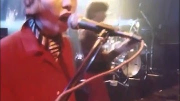 Martha And The Muffins "Echo Beach"