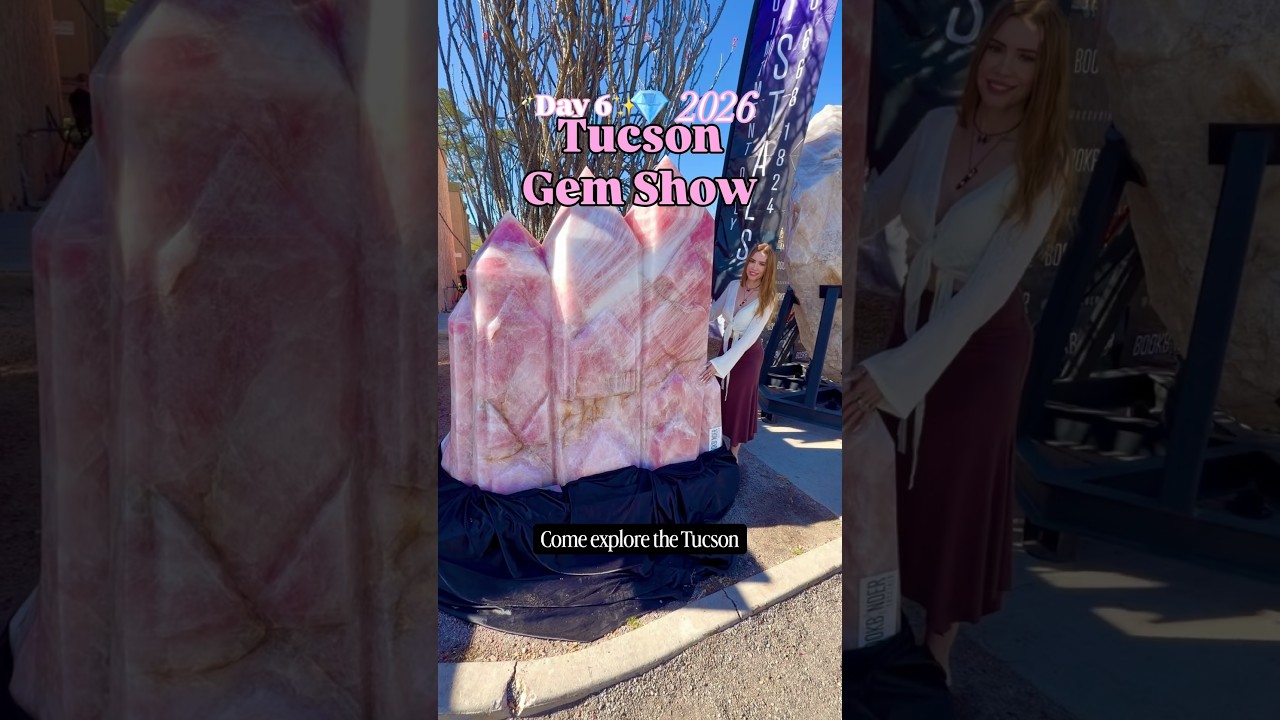 Загляните за кулисы выставки драгоценных камней в Тусоне вместе с дизайнером ювелирных изделий и ...