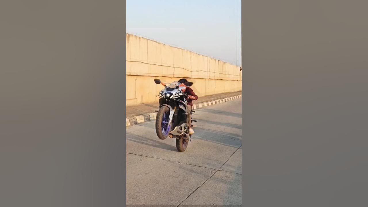 first Wheelie With My Queen 👑trending wheelie sportbike trend r15m