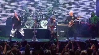 Revolver Golden Gods 2013 - Five Finger Death Punch - Thunder Kiss '65