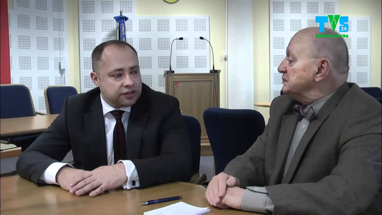 Radny Krzysztof Tumialis - opinia o połączniu placówek kultury - YouTube