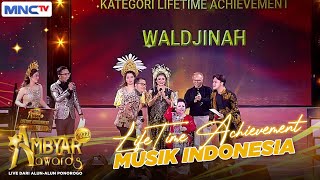 Penyerahan Trophy Lifetime Achievement Untuk Waldjinah | AMBYAR AWARDS