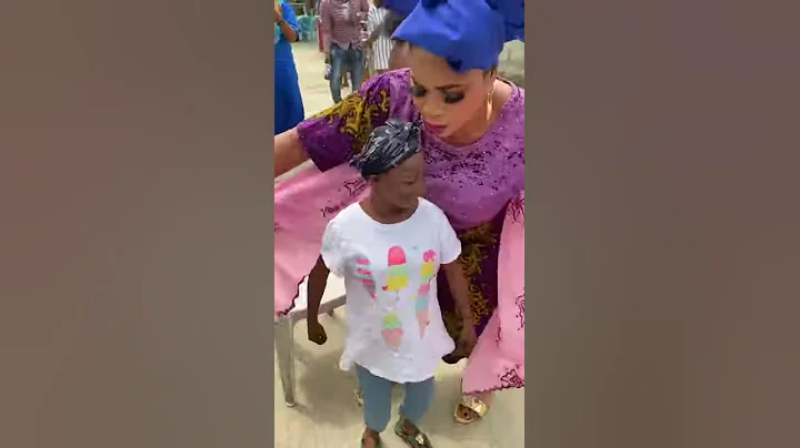 See aunty ramota dancing | aunty ramota |Oko ramota