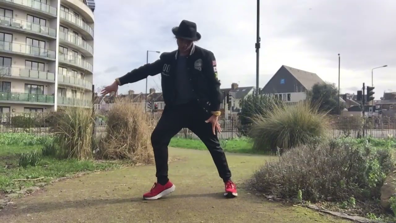 Music Sounds Better With You 🎵 (dance cover)