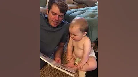 Baby Says "Mama" as First Word After Reading Book About Dad - 989983