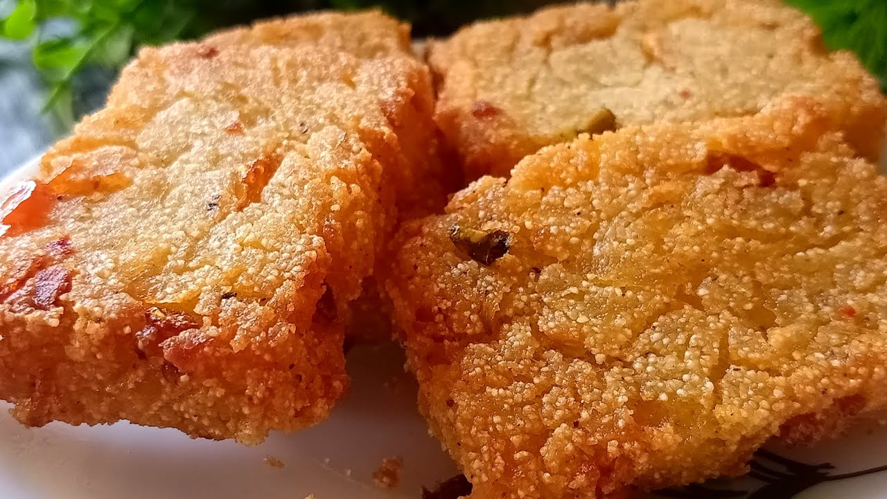 আলু ও সুজি দিয়ে দুর্দান্ত স্বাদের টিফিন এতটাই স্বাদ একটার জায়গায় দশটা খাবেন||Aloor tiffin//Snacks