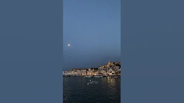 هل تقديم الزكاة في رمضان لها مزية الشيخ صالح الفوزان حفظه الله ورعاه 
