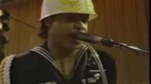 30 mn with Roger Troutman & Zapp ( Live @ BET in 1989 )