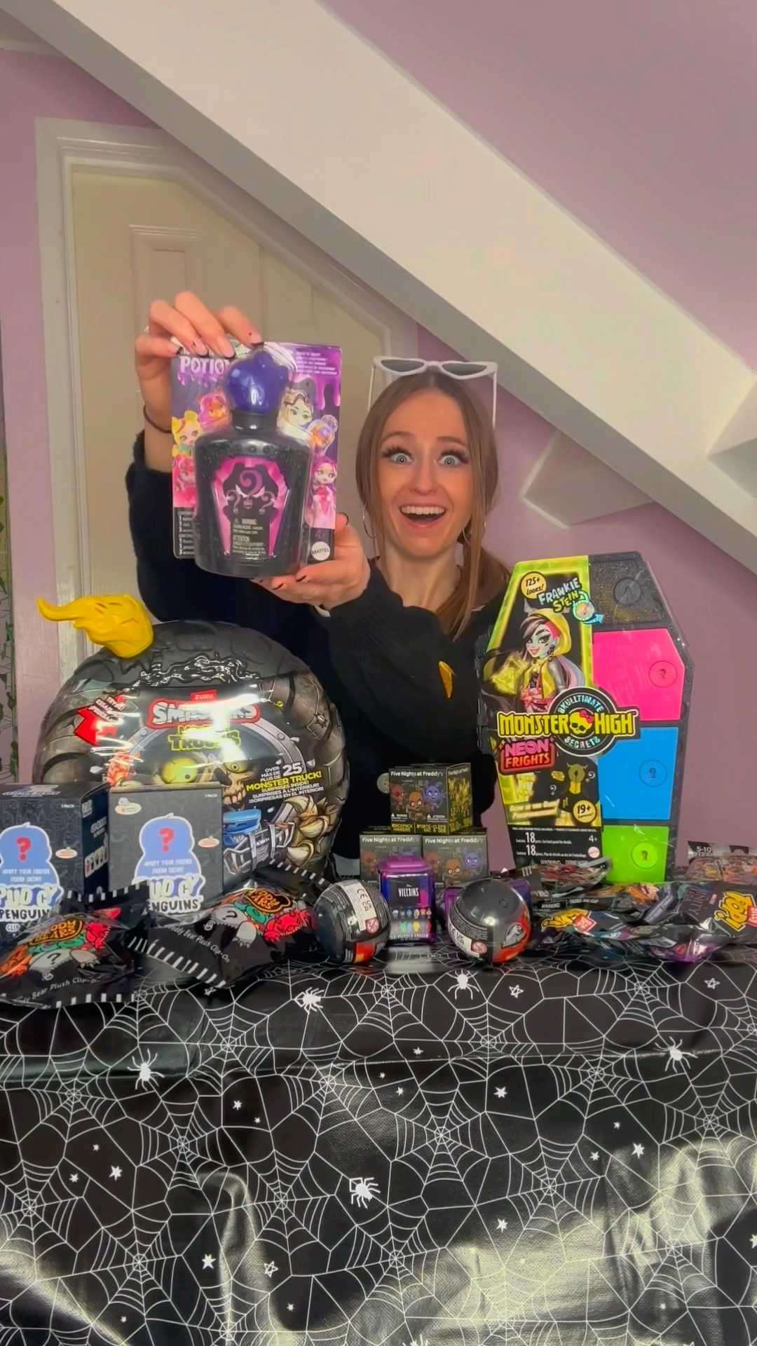 [ASMR] TAKING A LUCKY DIP INTO 100 *BLACK ONLY* MYSTERY TOYS!!??️??‍⬛? (SPOOKY FIND....?) #Shorts