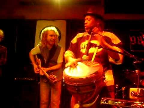 Trevor Hall -Da Lion (Ft. Leon Mobley) 3/13/10