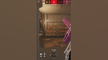 Calm lil 1v3 #siege #win #imhim #1v3